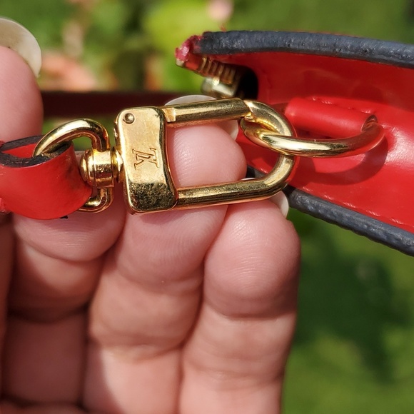 💥💥SOLD💥LOUIS VUITTON EPI POCHETTE - Picture 4 of 12